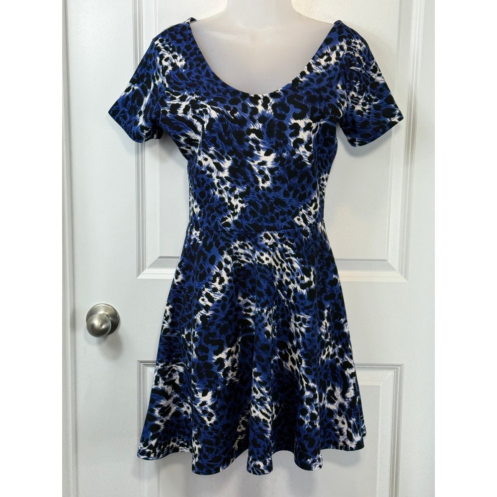 Charming Charlie Womens Dress Small Blue‎ Leopard Print Short Sleeve Fit Flare S